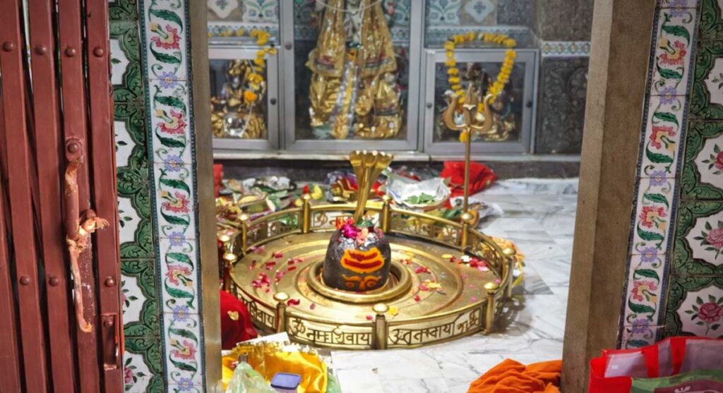 bada mahadev temple narsinghgarh mp