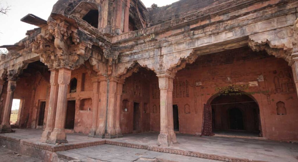 ginnorgarh fort sehore madhya pradesh