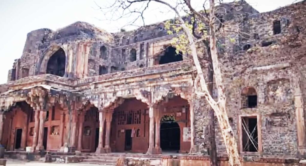 ginnorgarh fort sehore mp india