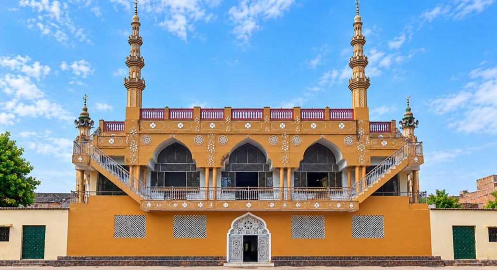 nagina masjid katni