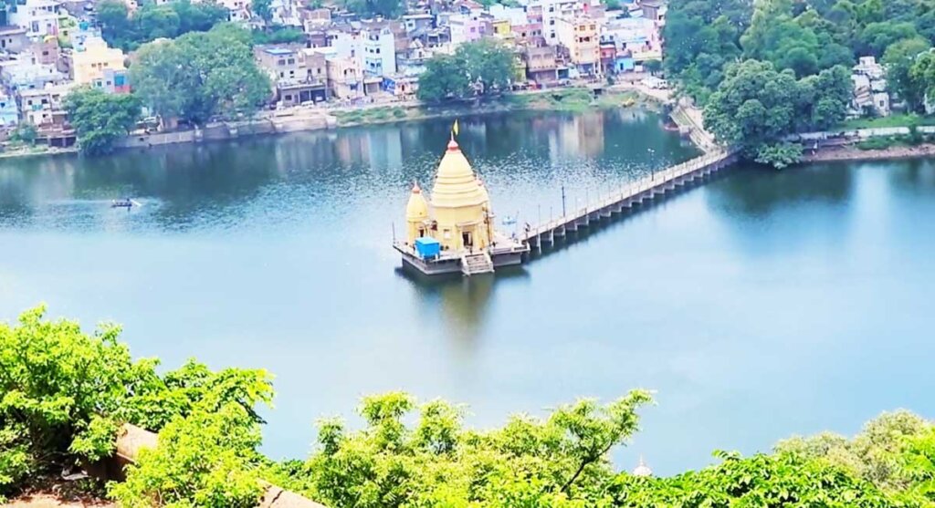 narsinghgarh fort madhya pradesh
