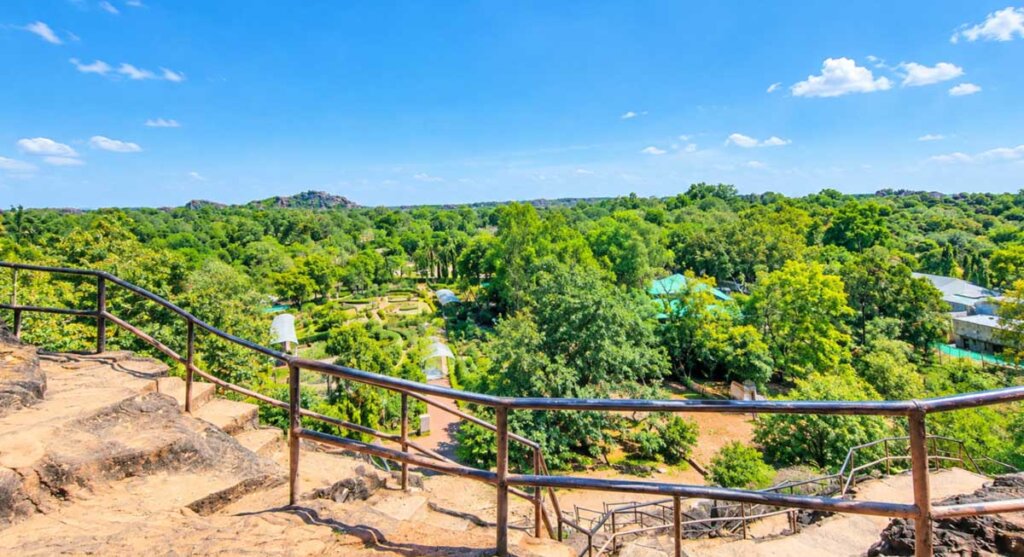 pandav caves pachmarhi india