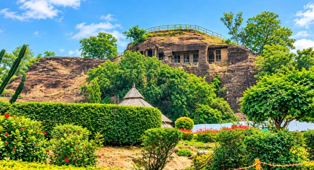pandav caves pachmarhi madhya pradesh