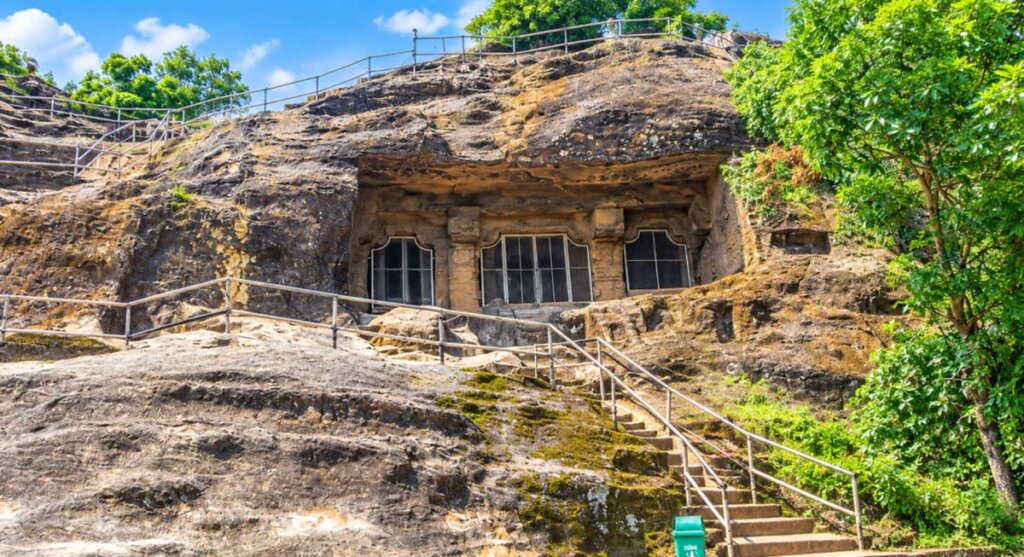 pandav caves pachmarhi mp india