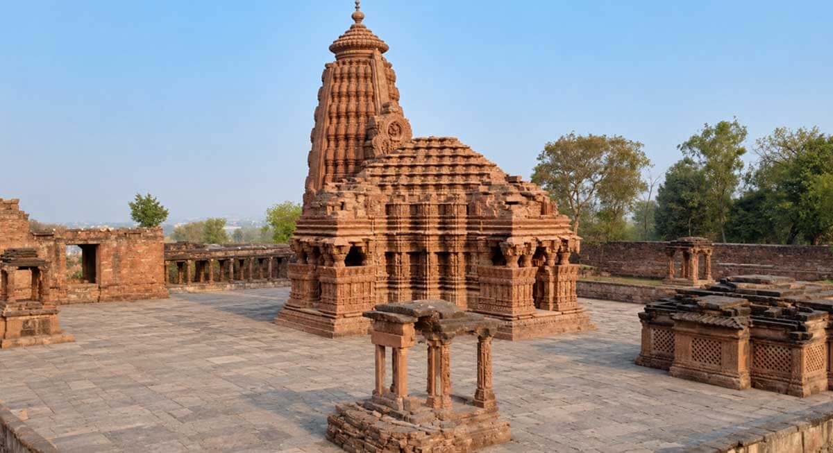 udaipur ka neelkantheshwar mandir